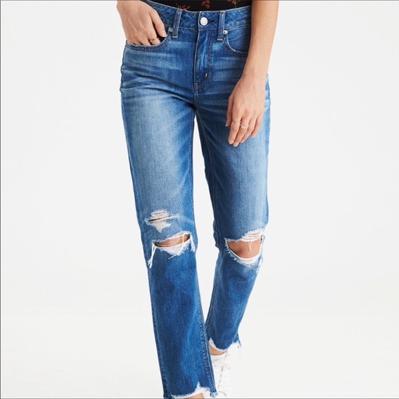 American Eagle Outfitters Denim - ⬇️AEO Distressed Straight Leg Cropped Denim Jeans